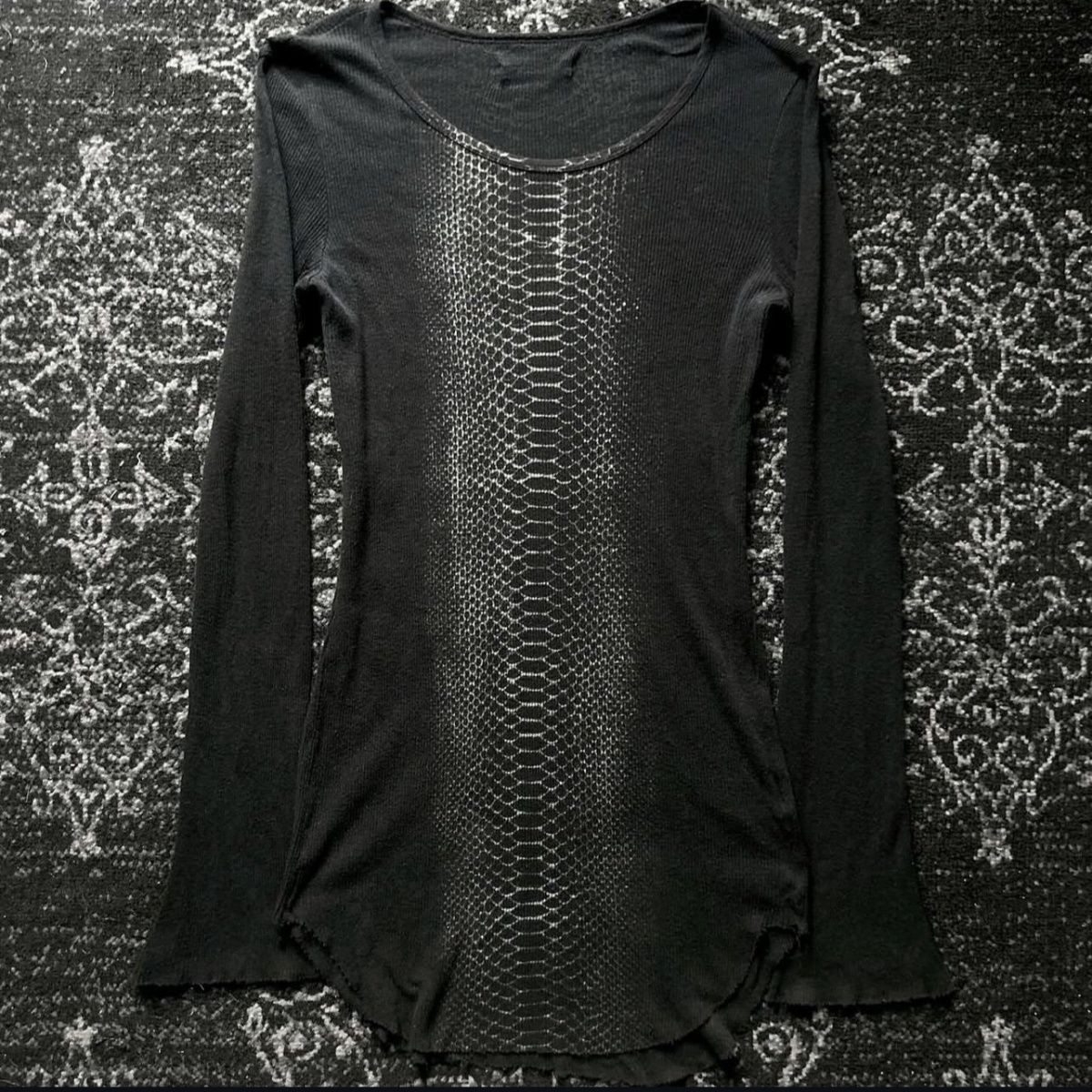 Tops Longsleeve Black Round Ne - огляд і ціна Graphic Tee Oversized